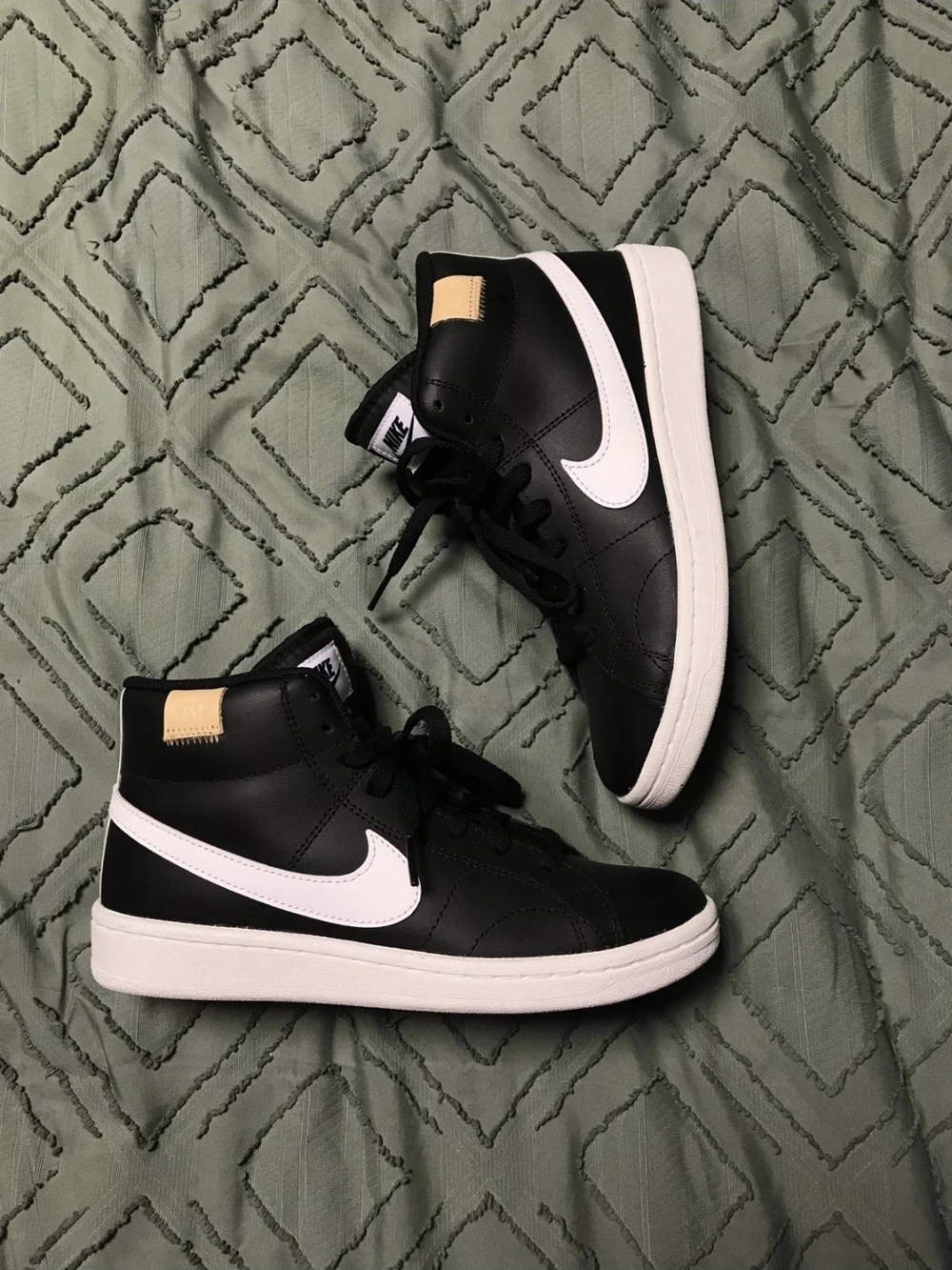 Nike Court Royal 2 Mid White Sneakers